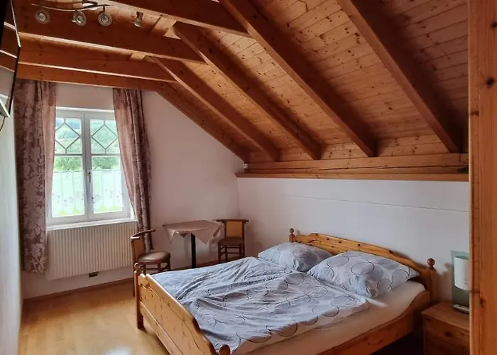 ゲストハウス Theresa